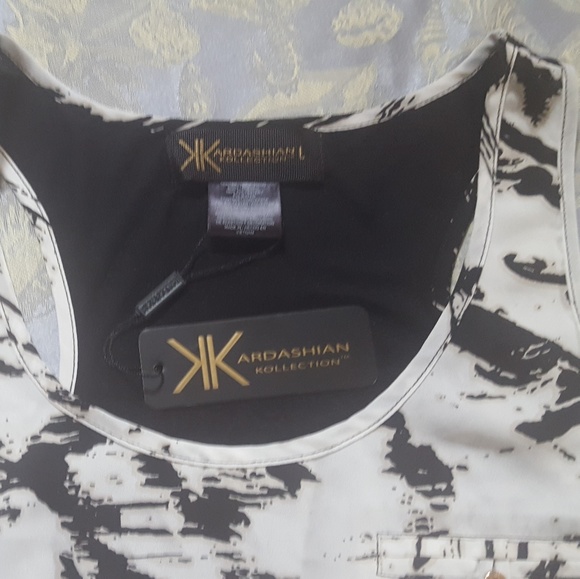 Animal Print Top - Picture 3 of 4